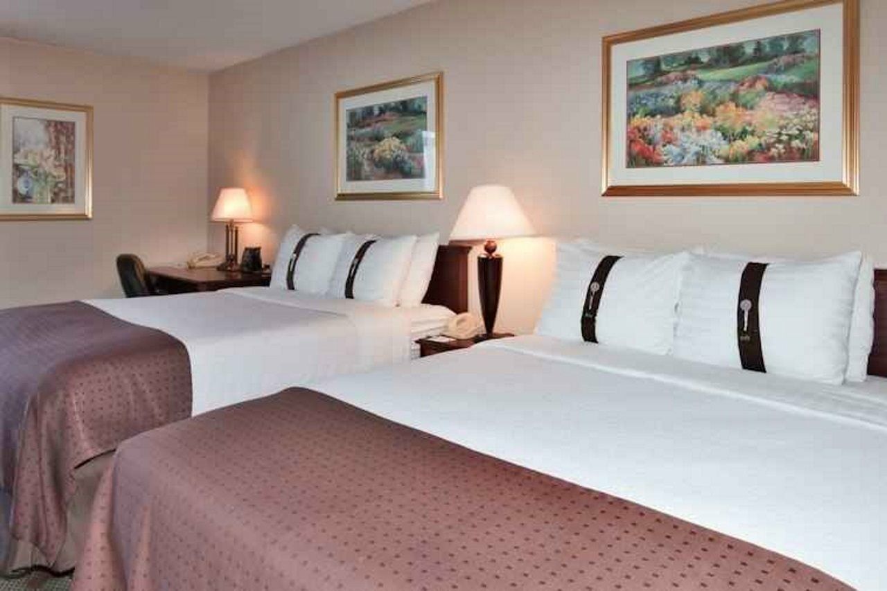 Ramada Plaza Rochester Airport Exterior foto